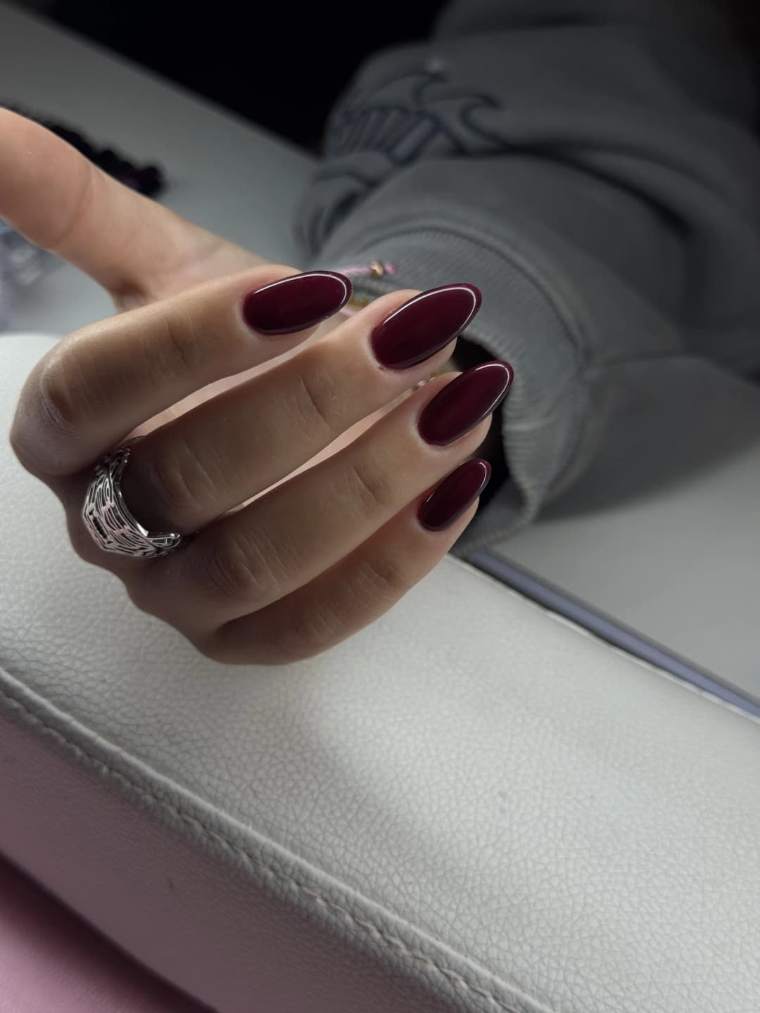 Semi-permanent bordeaux liseré blanc